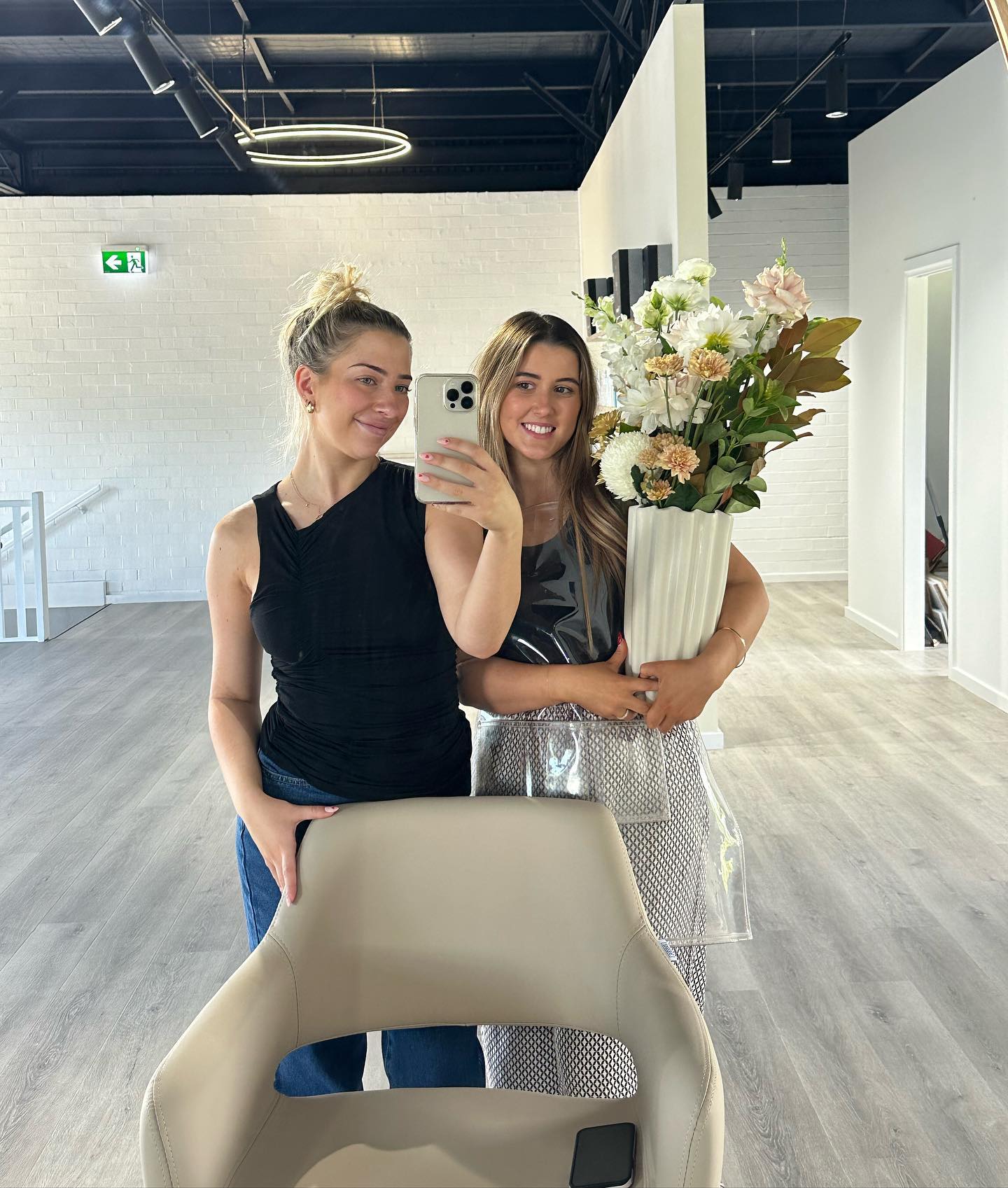 Jas Price, blonde hair specialist